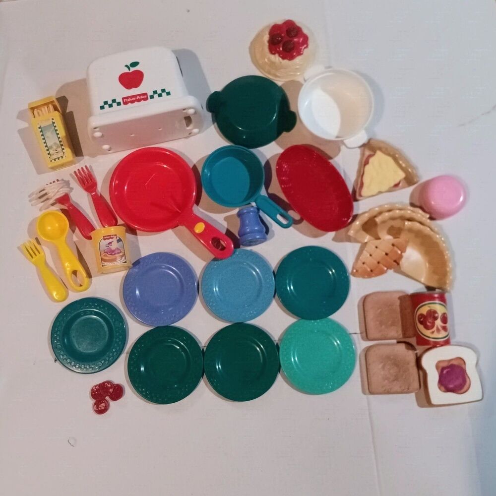 Vintage Fisher Price Fun With Food Lot-33 Pieces-Apple Toaster-Frying Pan-1998